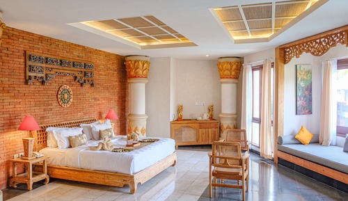 Suite, vistas a la piscina