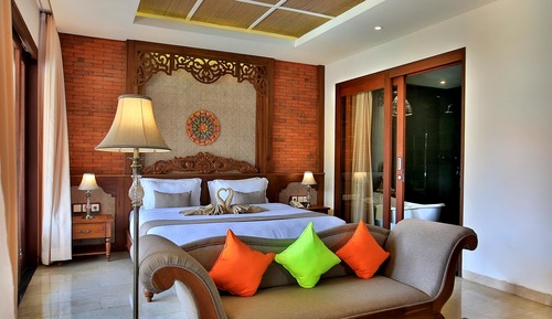 Suite junior, vistas a la piscina