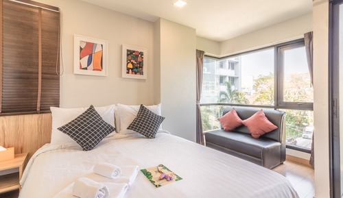 Habitación Deluxe, 1 cama de matrimonio, vistas a la ciudad