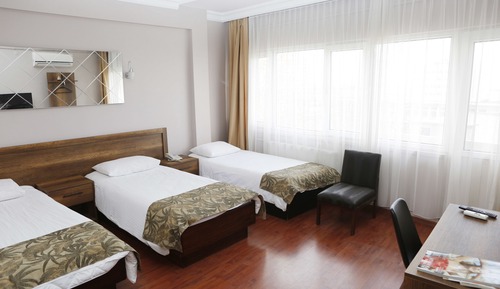 Habitación triple estándar, 3 camas individuales, no fumadores, vistas a la ciudad