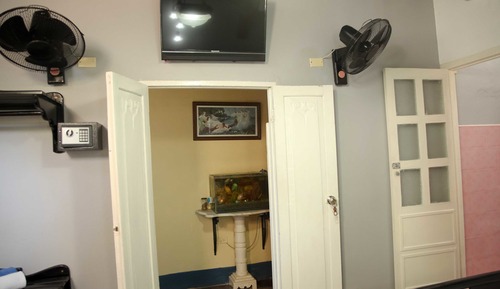 Habitación cuádruple básica, 2 camas de matrimonio, accesible para personas con discapacidad