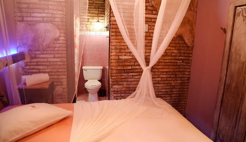 Habitación básica doble, 1 cama de matrimonio grande, accesible para personas con discapacidad