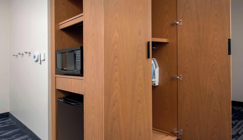 Habitación, 1 cama de matrimonio grande (Mobility/Hearing Access, Roll-In Shwr)
