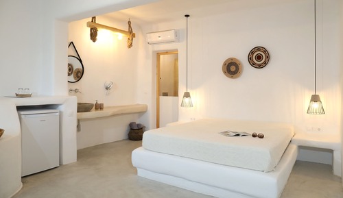 Suite junior, bañera de hidromasaje, vistas al jardín
