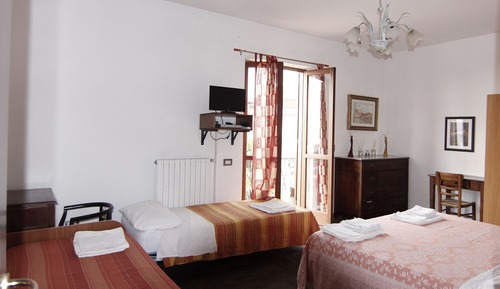 Habitación cuádruple, vistas al mar