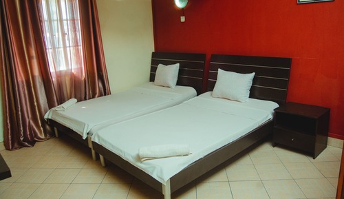 Habitación familiar con 2 camas individuales, 2 camas dobles, no fumadores, vistas a la ciudad