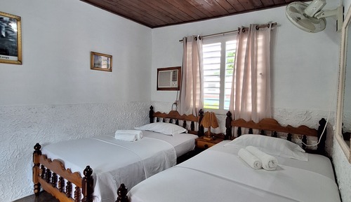 Habitación cuádruple estándar