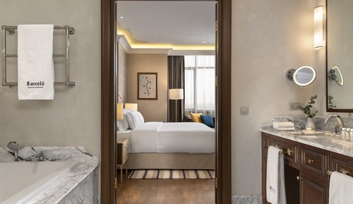 Deluxe with Hammam