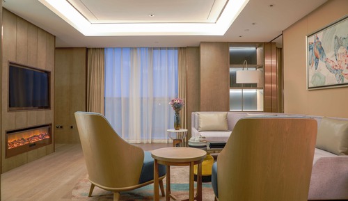 Suite (Specialty)