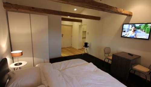 Apartamento (Brown)