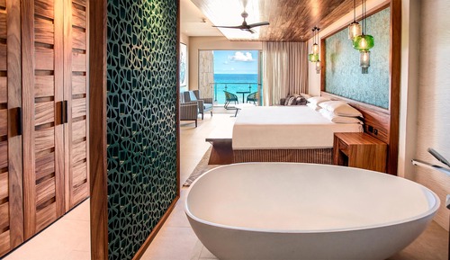 King Suite with Bathtub Ocean view