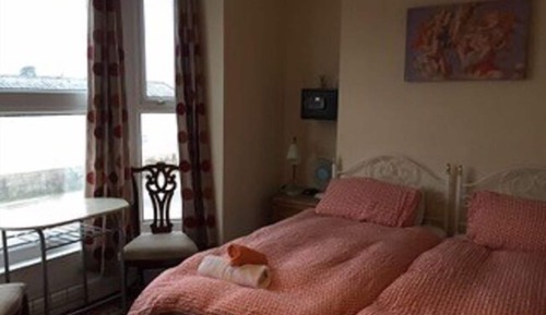 Habitación con 1 cama doble o 2 individuales