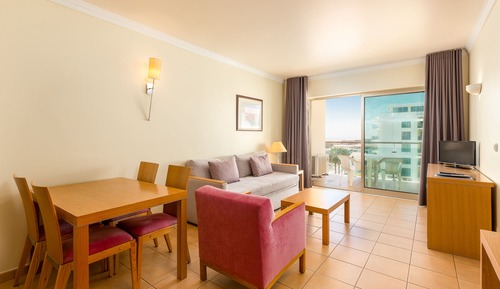 Apartamento, 1 habitación, vistas parciales al mar