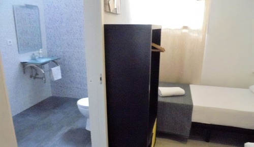Habitación doble, baño privado (A)