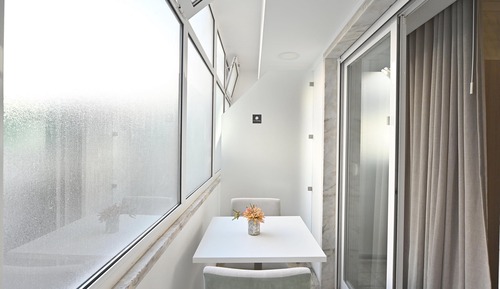 Estudio, baño privado
