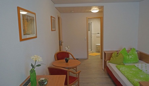 Habitación económica doble, baño privado