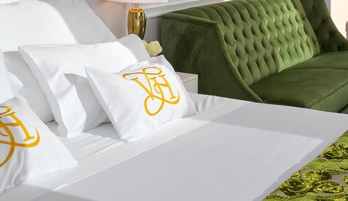 Garden Deluxe suite (Sea front, Balcony, Jacuzzi)