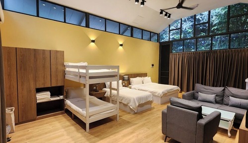 Chalet (5 Pax)
