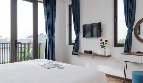 Deluxe Cityscape View Room