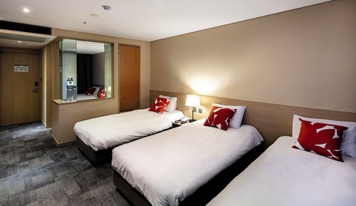Habitación triple Deluxe, 3 camas individuales, vistas a la ciudad