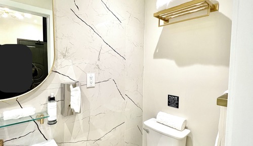 Luxury Room, 1 Bedroom, Non Smoking (Newly Renovated)