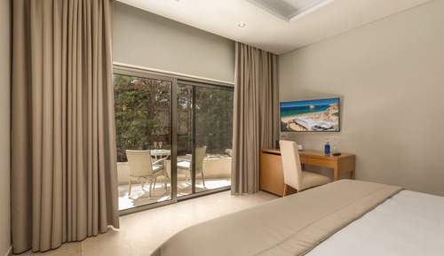 Suite, vistas al jardín