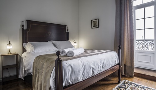 Habitación doble, 1 cama de matrimonio, vistas a la ciudad (Magnolia)