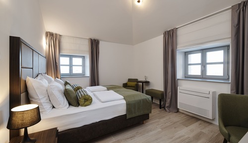 Habitación doble superior, 1 cama de matrimonio, no fumadores, vistas a la ciudad