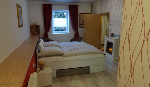 Estudio Premium, 1 cama de matrimonio grande, chimenea, vistas al jardín
