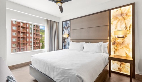 Apartamento superior, 1 cama de matrimonio grande con sofá cama