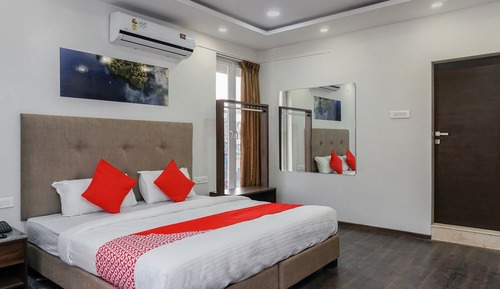 Habitación Deluxe con 1 cama doble o 2 individuales, 1 cama de matrimonio grande