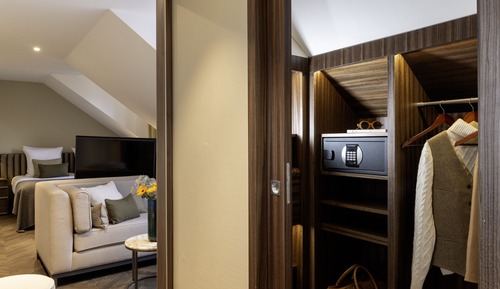 Suite (The Suite)