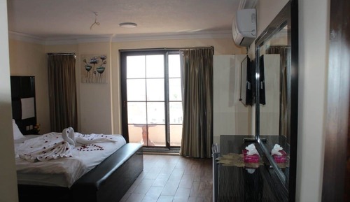 Habitación Deluxe con 1 cama doble o 2 individuales, vistas al mar