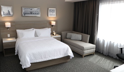 Suite, 1 cama de matrimonio, vistas a la ciudad