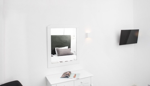 Habitación clásica doble, vistas parciales al mar