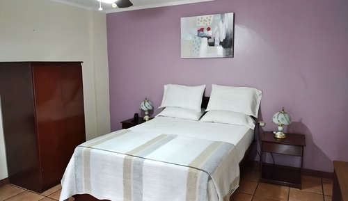 Habitación estándar doble, 1 cama doble, no fumadores