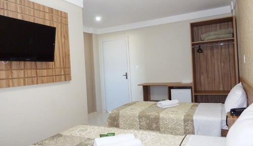 Habitación triple económica, varias camas, no fumadores