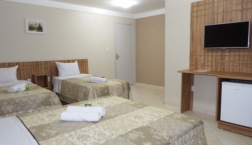 Habitación cuádruple económica, varias camas, no fumadores