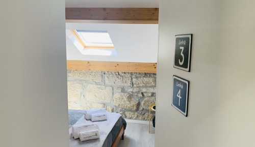 Habitación doble, 1 cama doble, baño compartido (Linha 3)