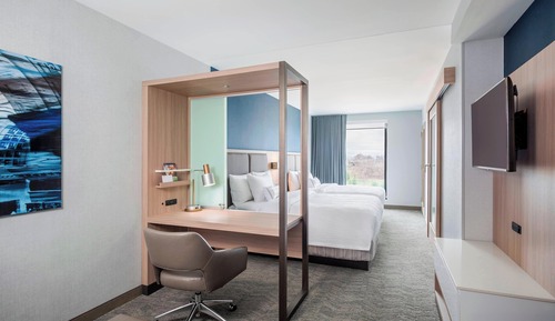 Suite, varias camas (Mobility Accessible, Tub)