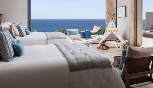 Habitación, 2 camas de matrimonio, no fumadores, vistas parciales al mar (Ground Floor)