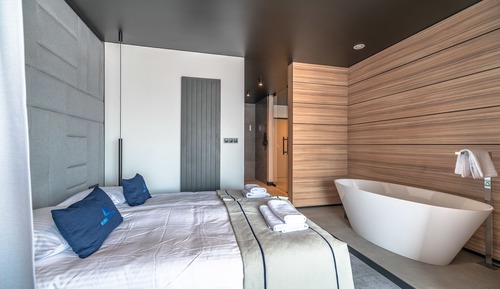 Apartamento Elite, 1 cama de matrimonio, no fumadores, vistas al jardín