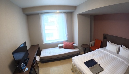 Habitación familiar doble, no fumadores (Housekeep once every 3 days)