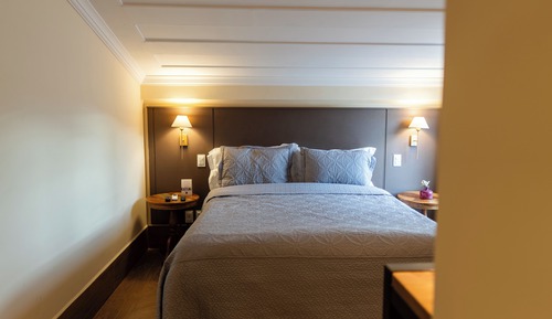 Habitación Confort con 1 cama doble o 2 individuales