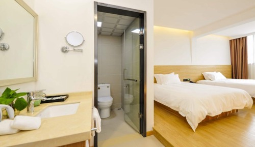 Habitación de diseño con 2 camas individuales