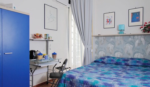 Habitación económica, 1 cama individual grande, vistas a la ciudad
