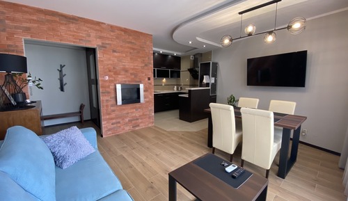 Apartamento Confort, 1 cama de matrimonio grande con sofá cama, vistas al patio