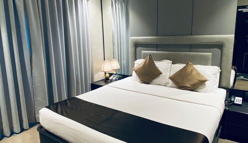 Super Deluxe Room