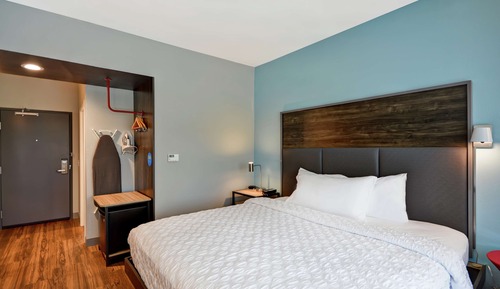 Habitación, 1 cama de matrimonio grande, accesible para personas con discapacidad, bañera