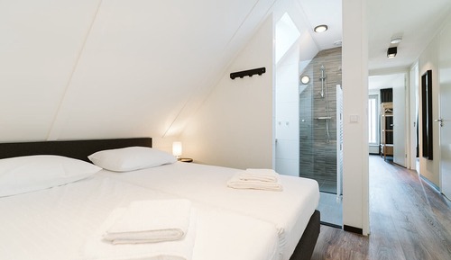 Luxury Bungalow (10 persons)